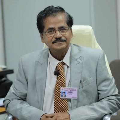 Dr. Vijay Kumar Reddy, Principal